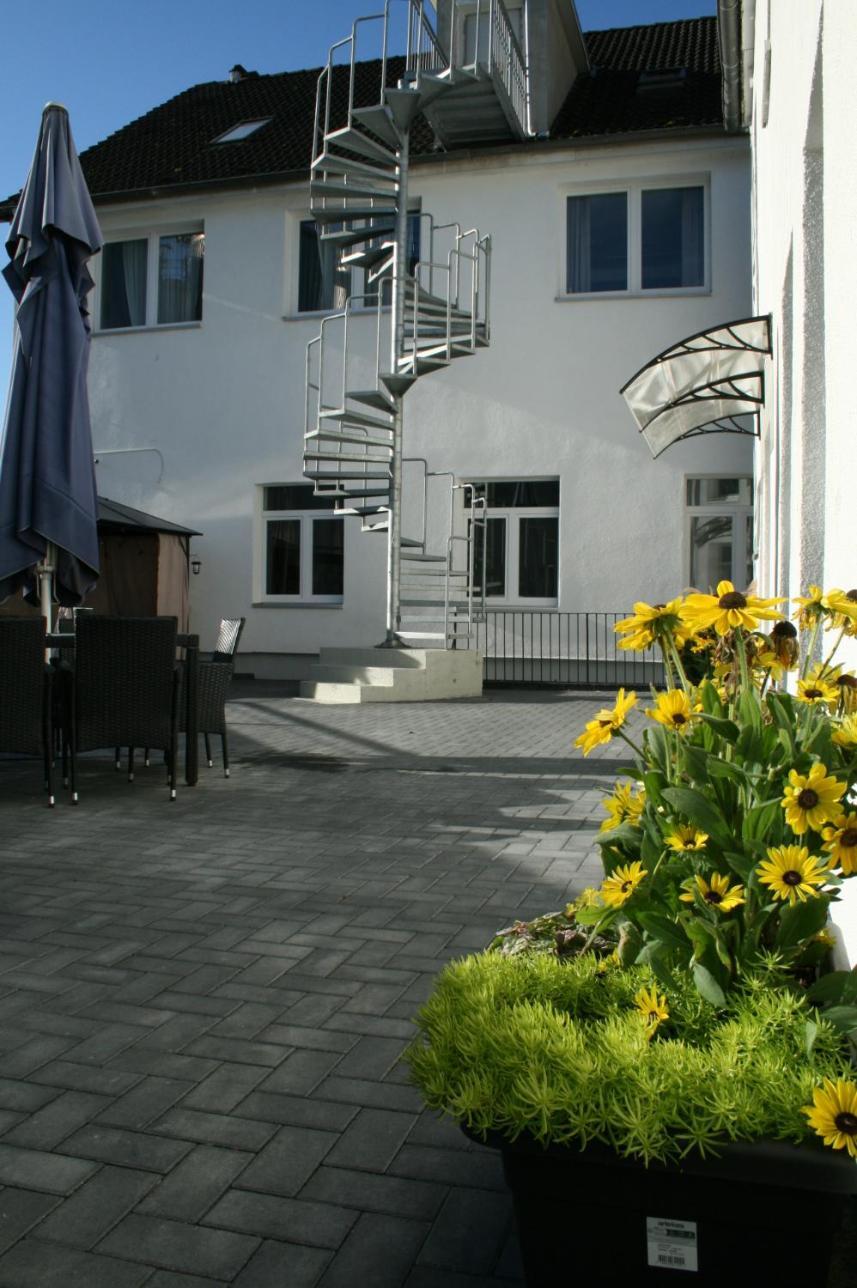 Seehafen Hostel Hamburg Exterior foto